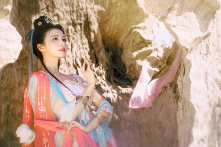 现实题材影视作品引发共鸣